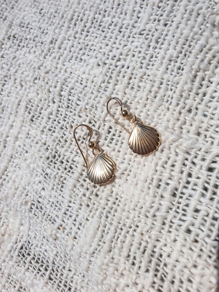 She Sells Seashells Earrings