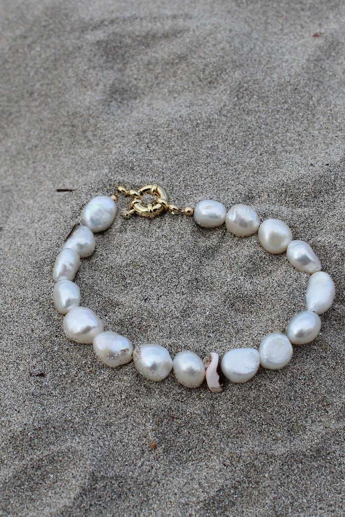 Pearl Bracelet - Seashell